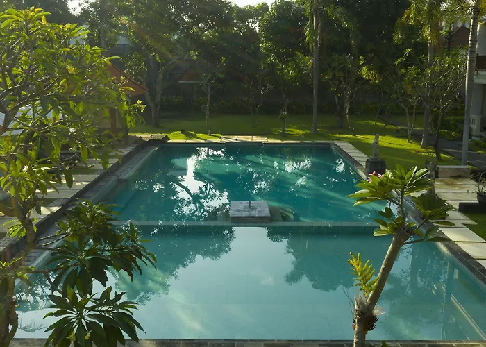 Kusuma Hotel 4*